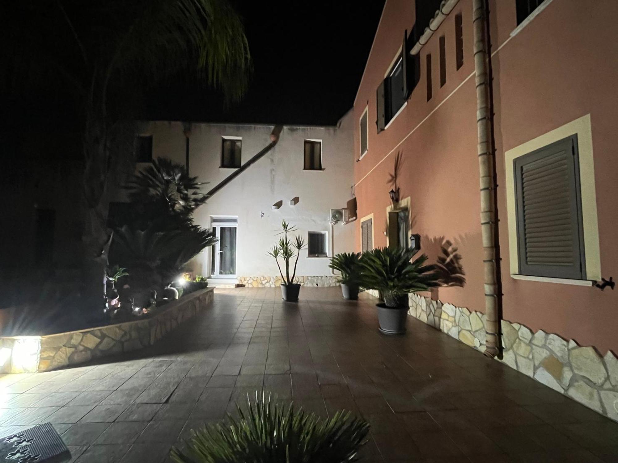 Home La Chiaretta Buseto Palizzolo Bagian luar foto